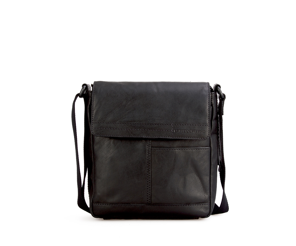 Černé crossbody s klopou SPIKES & SPARROW černé kožené crossbody spikes and sparrow 9951300