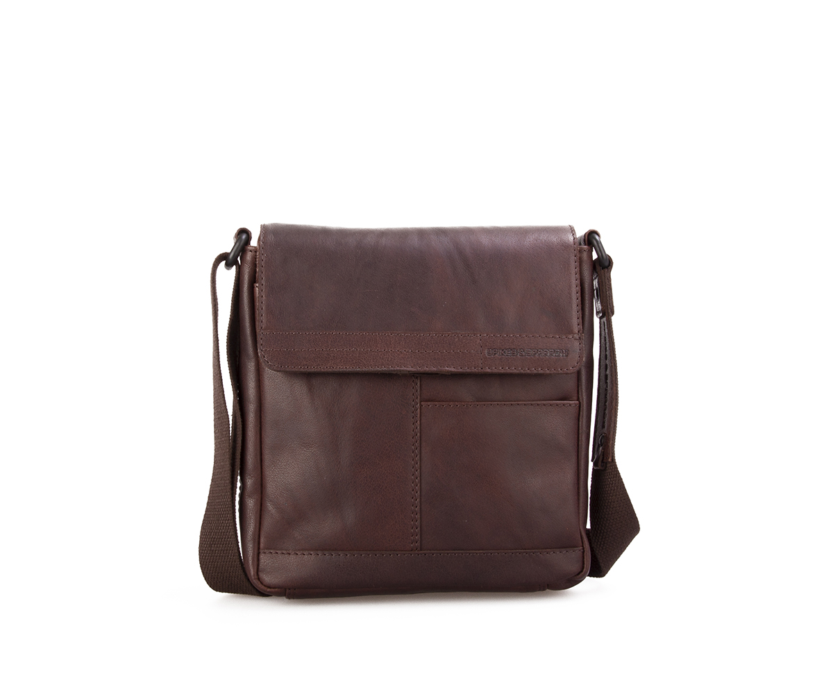 Hnědé crossbody s klopou SPIKES & SPARROW hnědé kožené crossbody spikes and sparrow 9951301