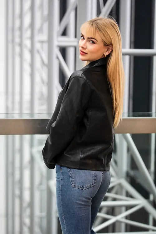 Krátká kožená bunda s límcem GWElfi Black
