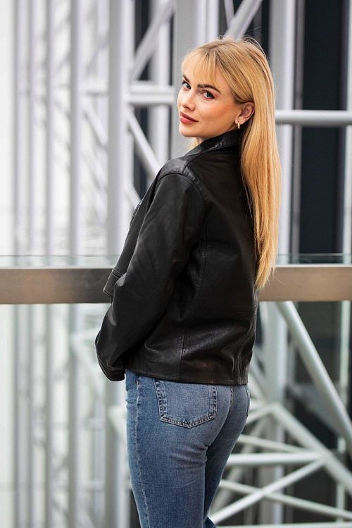 Krátká kožená bunda s límcem GWElfi Black