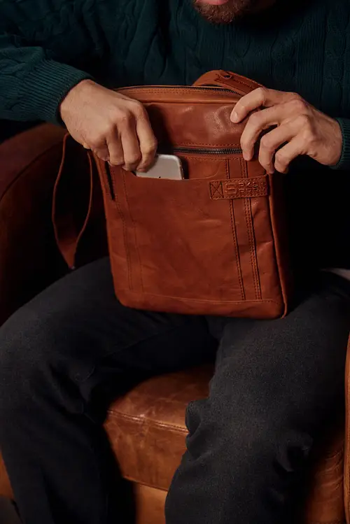 Secrid_Twinwallet_Vintage_Cognac-Silver_Open.jpg