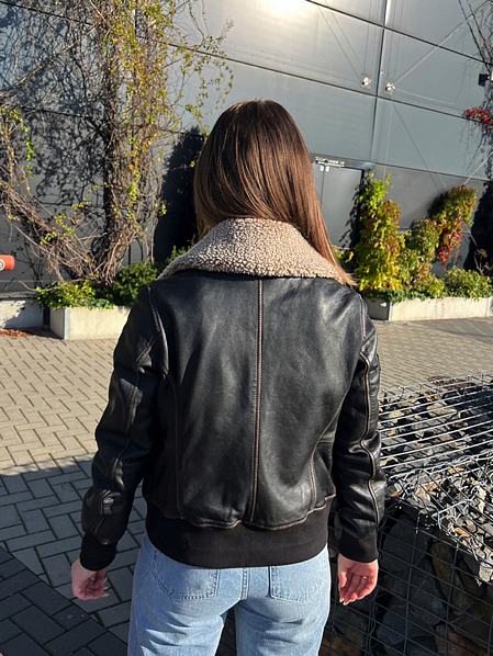 S-vintage-black_Side.jpg