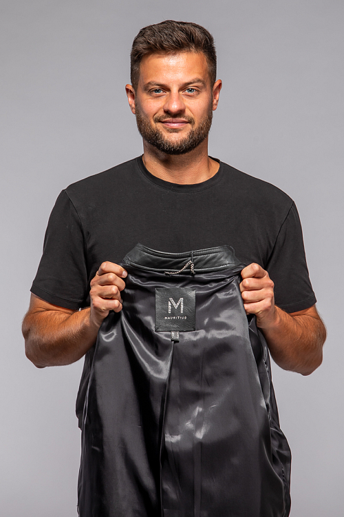 S-vintage-black_Open_2.jpg