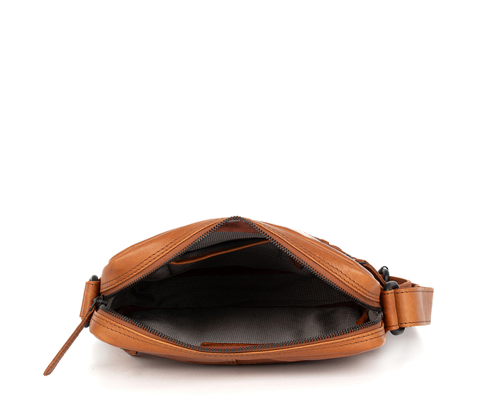 Secrid_Twinwallet_Vintage_Cognac-Silver_Semi_Open.jpg