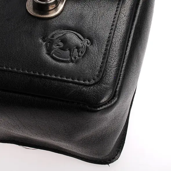 Secrid_Miniwallet_Stitch_Linea_Orange_Open.jpg
